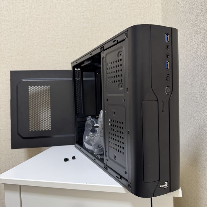 Корпус для пк Aerocool Sfx 400w блок живлення