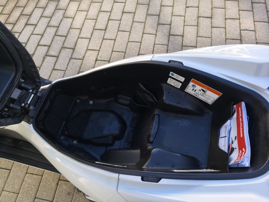 Vendo honda pcx 2016