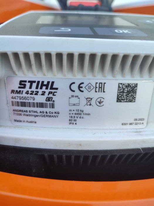 kosiarka automatyczna akumulatorowa robot Stihl RMI 422PC stan idealny
