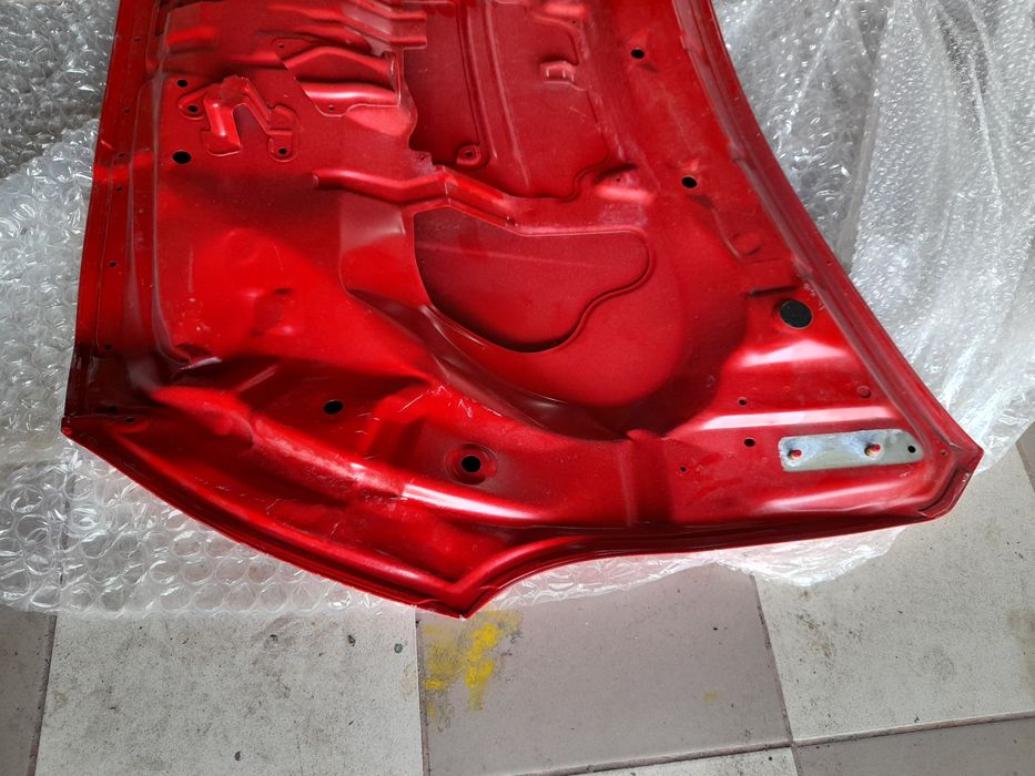 Капот Nissan Leaf ze1