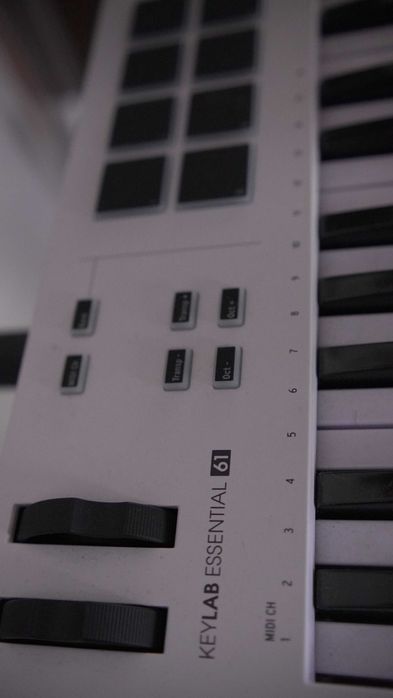 Arturia KeyLab Essential 61 | SOMENTE VENDA