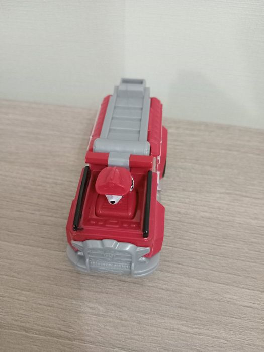 Іграшка автомобіль рятувальний "Маршал"