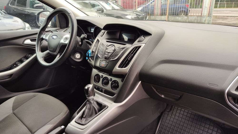 Ford Focus 1,6 benzyna Gaz Salon Polska