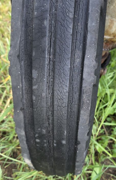 Koła przednie do Ursusa C4011, C355  cena za 2 szt.- koła na powietrzu