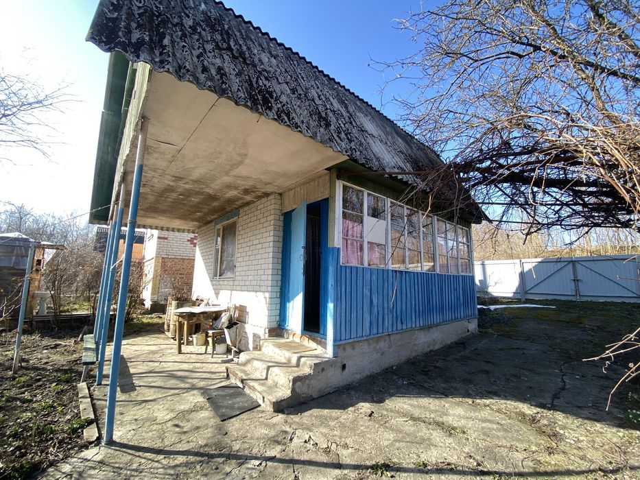 Продам дивовижну дачу біля водойми