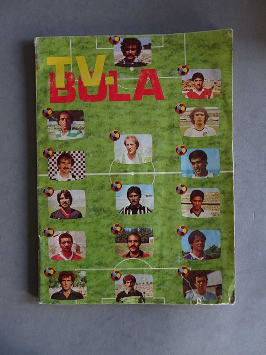 Caderneta de cromos de futebol TV Bola incompleta (faltam 51 cromos)