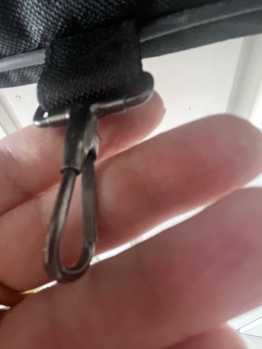 Porta fatos em perfeitas condições