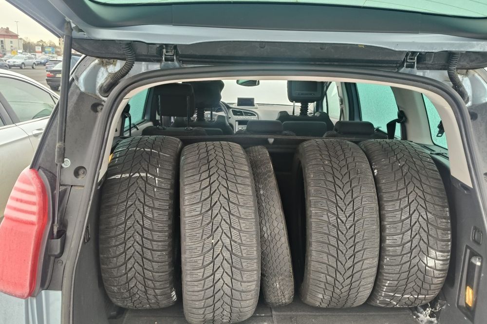 Peugeot 5008 * 1.6 Benzyna * 7 Osobowy * Panorama* Okazja