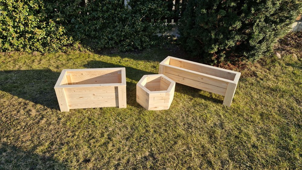 Solidne donice ogrodowe z sezonowanego drewna