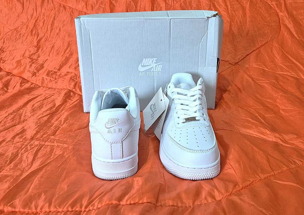 Ténis Nike Air Force One – branco – 42