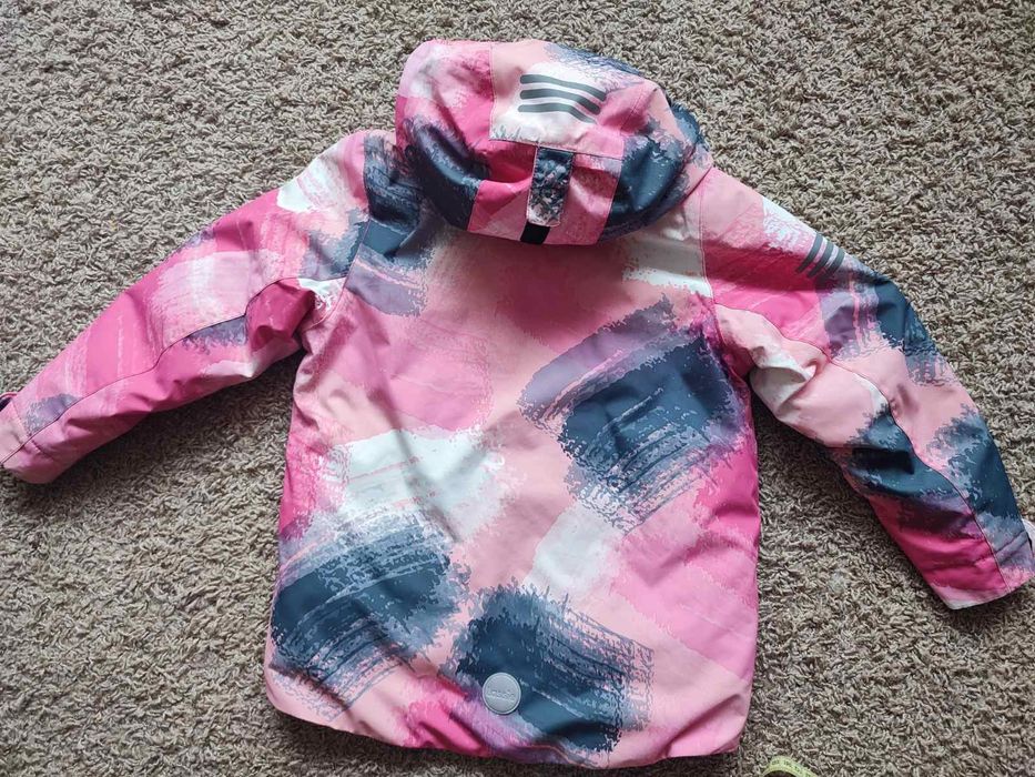 Lessie. Зимова термо  куртка для дівчинки 122-128