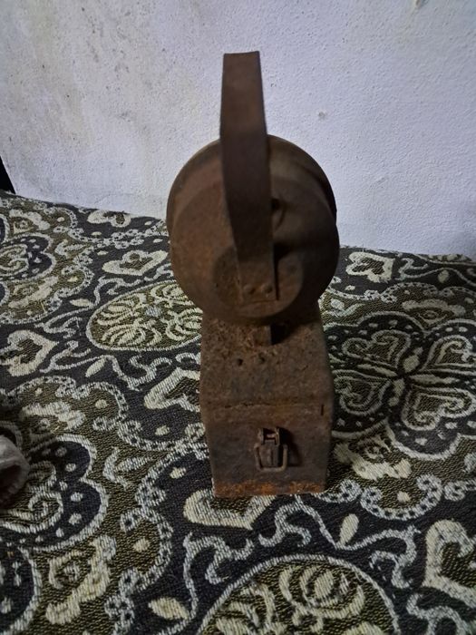 Lanterna de emergenci,muito antiga