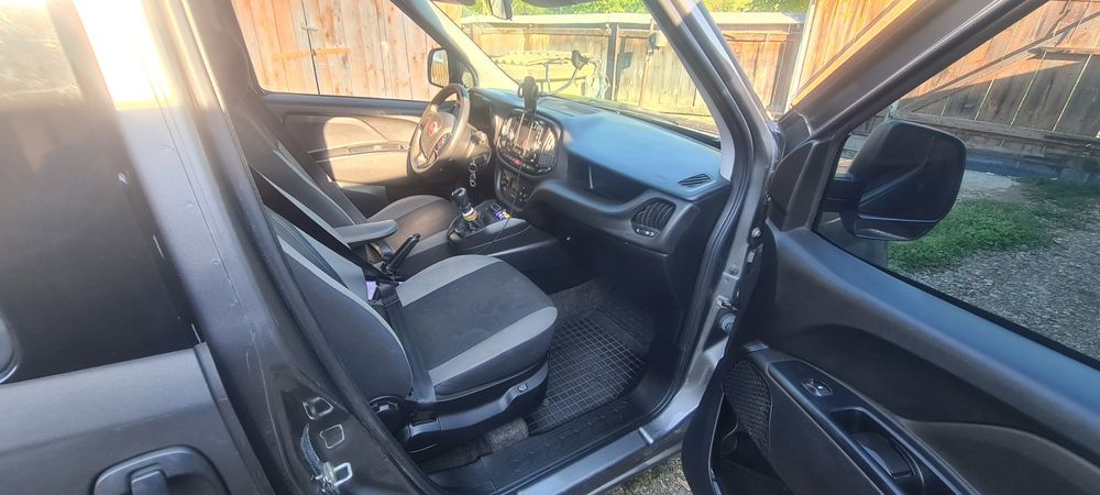 fiat DOBLO MAXI власник