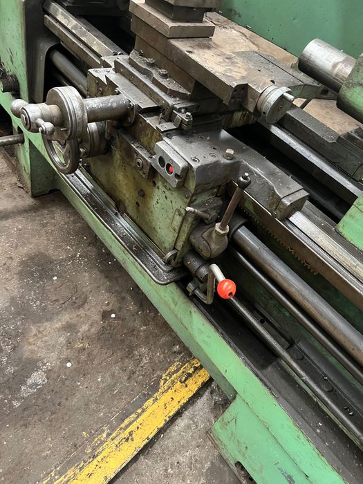 Токарний  станок 16к25