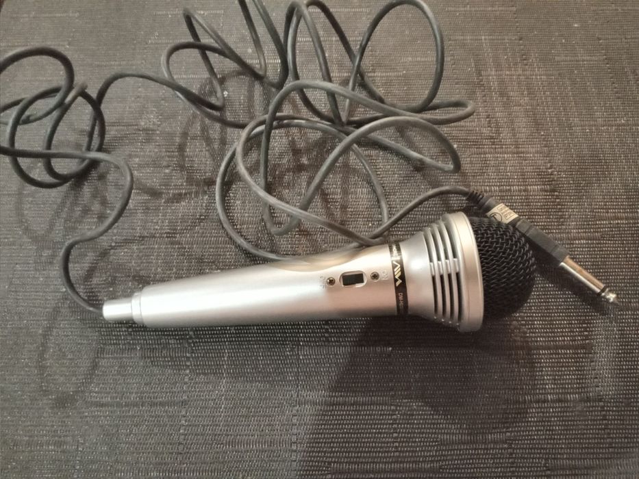 Микрофон для караоке б/у 200гр
