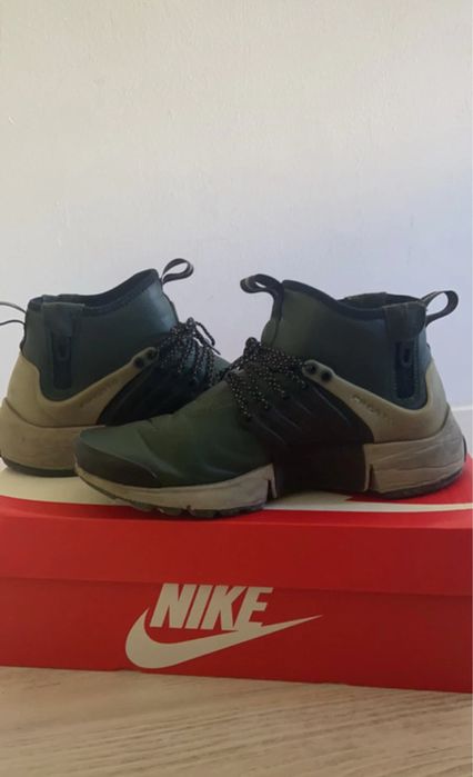 Ténis Nike Air Presto Mid Utility