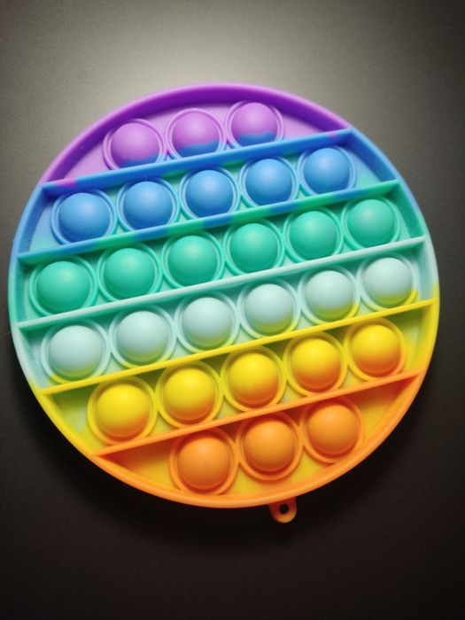 СРОЧНО! Продаю радужный круглый попыт!