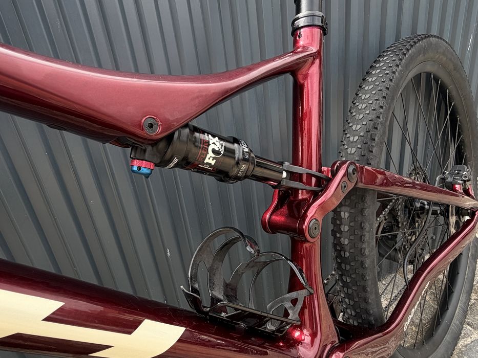 Bicicleta BTT BH Carbono