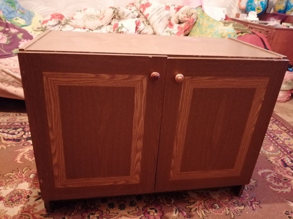 Тумба для домашнего