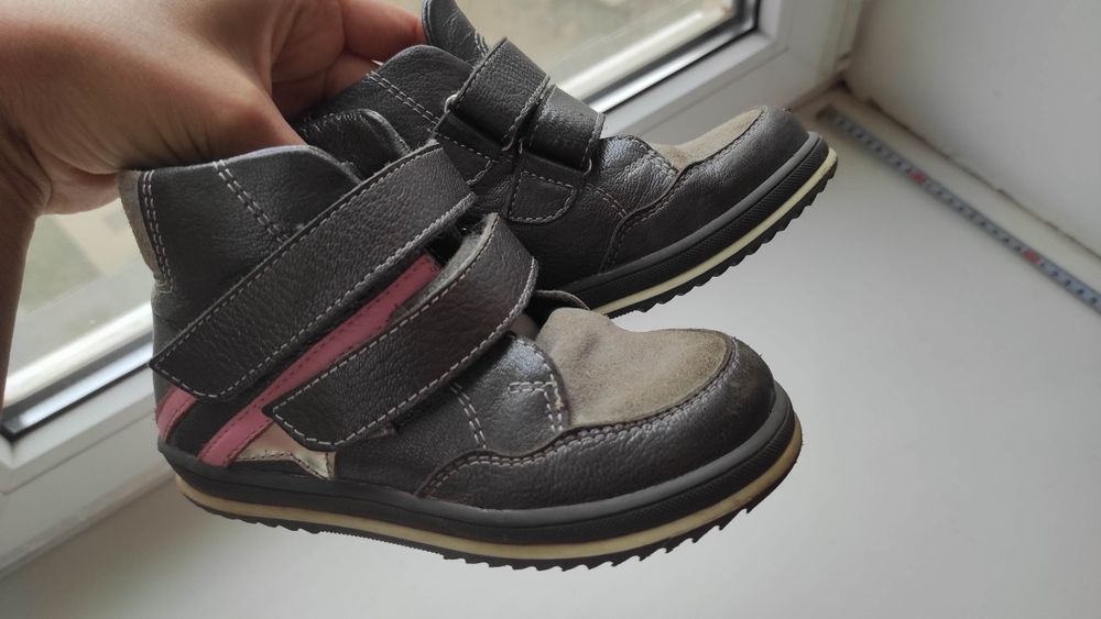 Демисезонные КОЖАНЫЕ ботинки на флисе, 25 размер