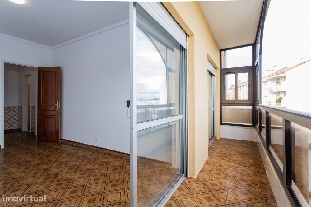 T2 para Arrendar em Zona Tranquila e Central, com Varandas e 76 m², Id