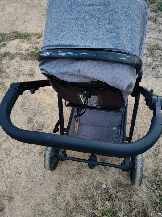 Carrinho de bebé confortável