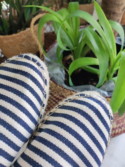 Nowe espadryle Toni Pons 41 paski marynarskie białe granatowe wygodne