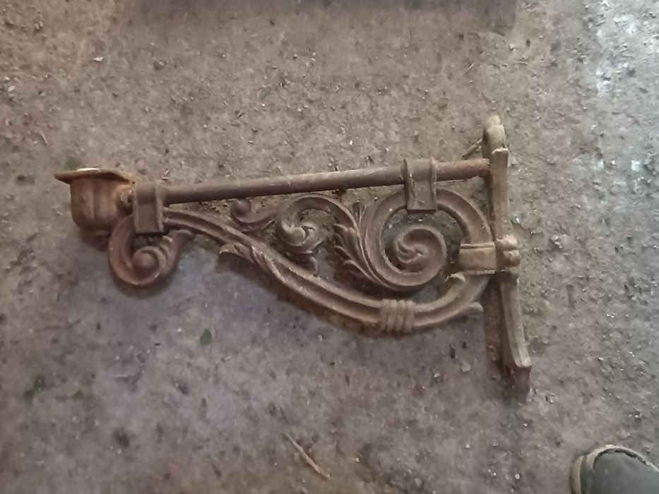 Rodas de carroça e outros