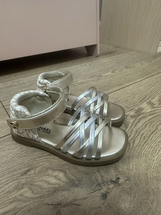 Дитячі босоніжки сандалі Michael Kors