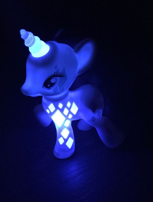 Kucyk Rarity - z kolekcji "My Little Pony"