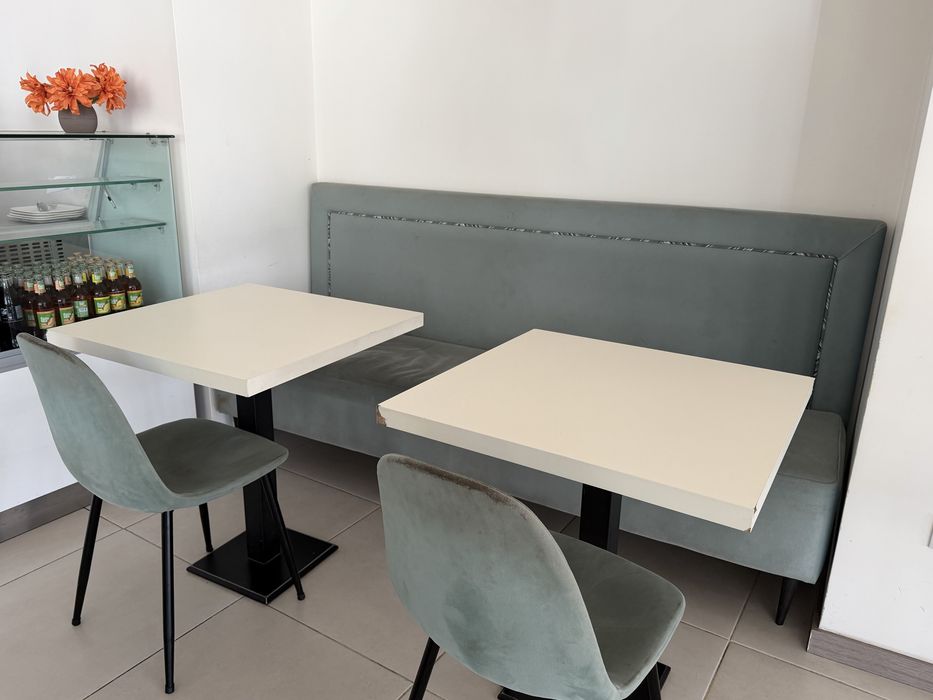 Conjunto mesa, banco e cadeira