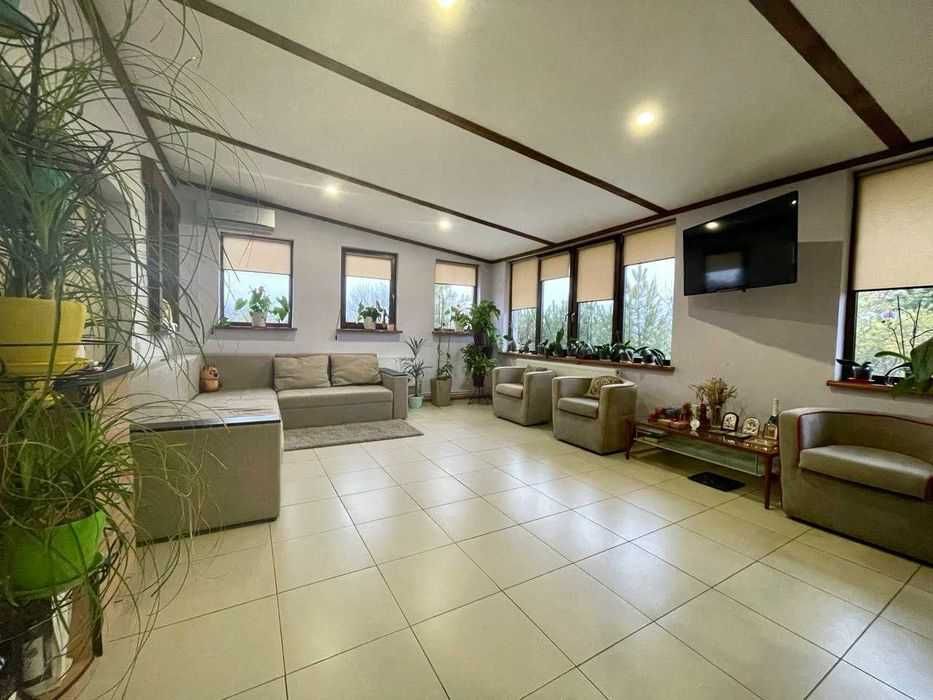 Шикарный дом со своим дендропарком и пляжем. База отдыха