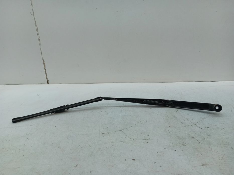 Haste / braço de escova limpa vidros frente esquerda NISSAN Leaf EV (Z