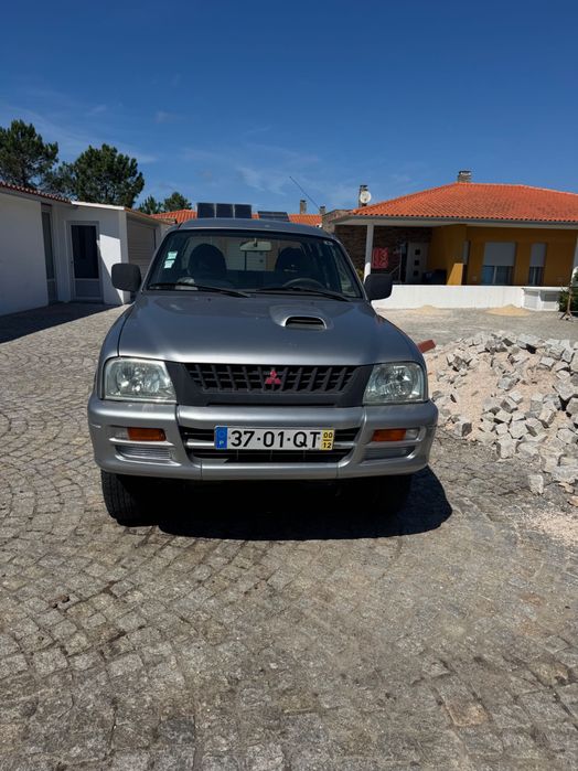 Mitsubishi L200 2.5 td foto 4