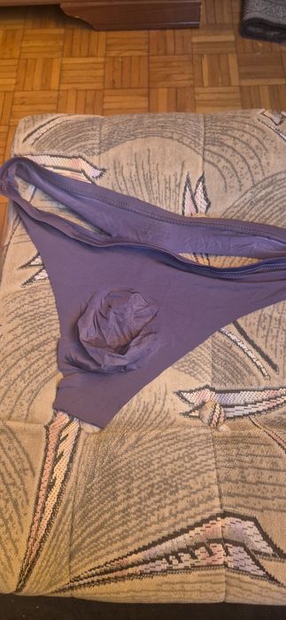 Stringi bezszwowe meskie xl nowe