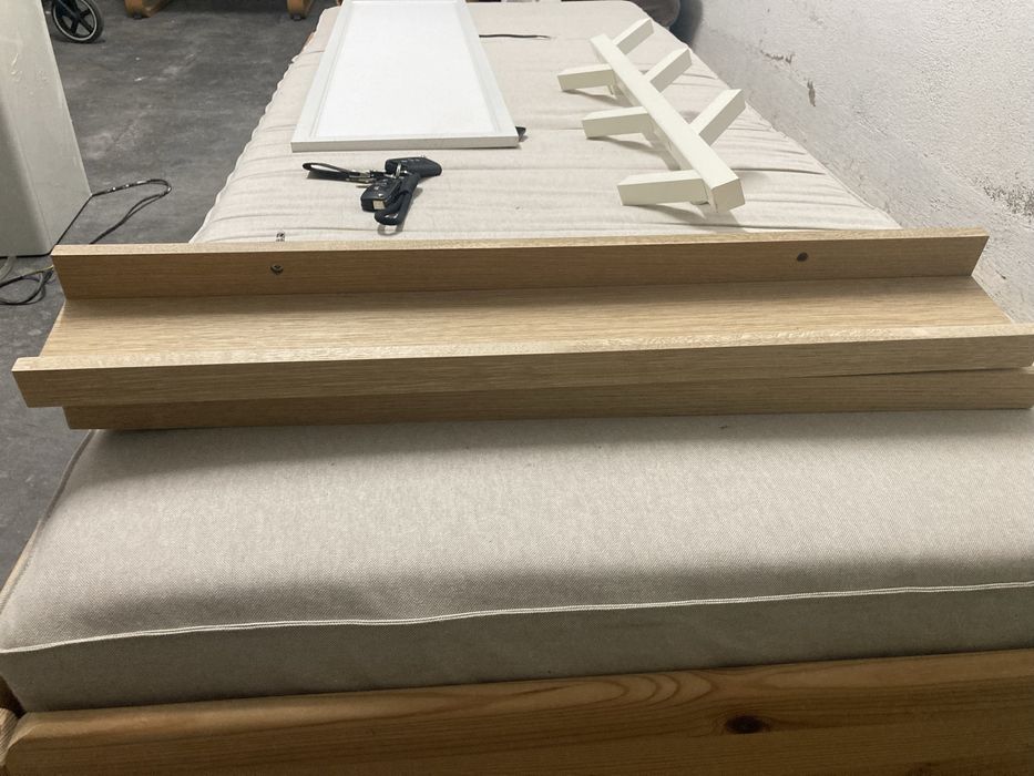 4 prateleiras de parede 70x11 H&M