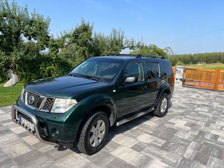 NISSAN PATHFINDER 2.5 DCI doskonały stan po remoncie blacharki 7- osób