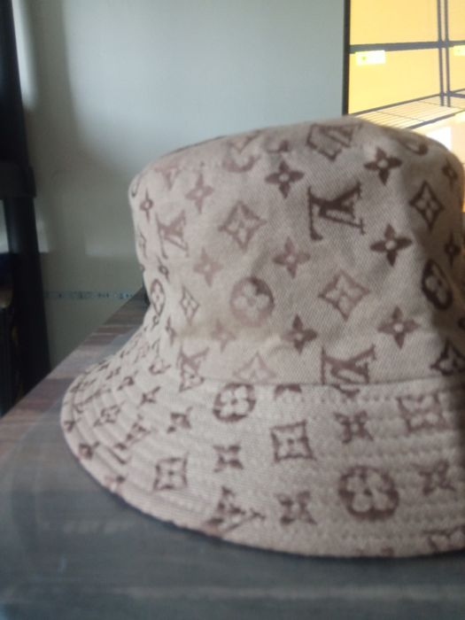 Chapéu Louis Vuitton