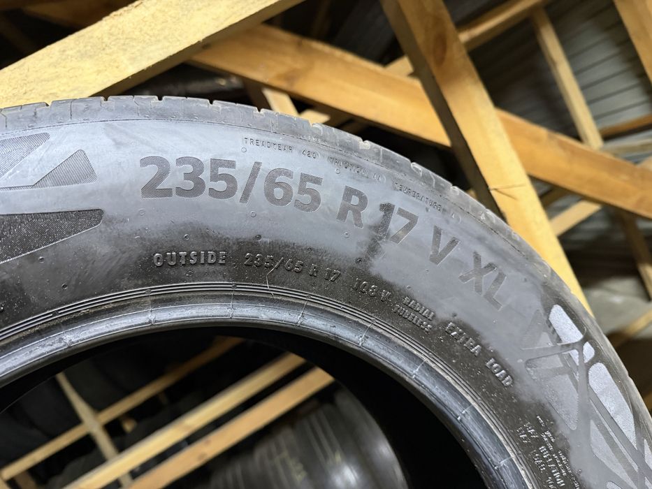 Шини літо 235/65R17 Continental Eco Contact5 2шт 22рік гарний стан