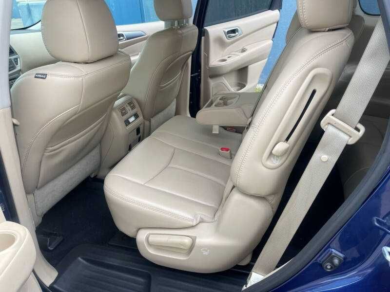 2017 Nissan Pathfinder