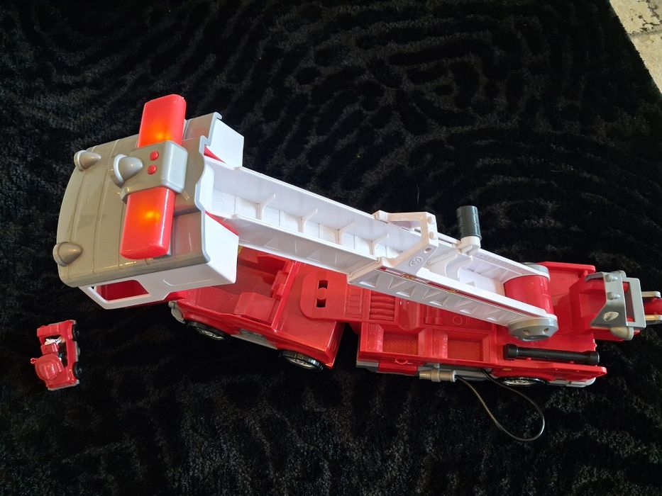 Camiao Patrulha Canina Ultimate Bombeiro Fire Truck Resgate Marshal