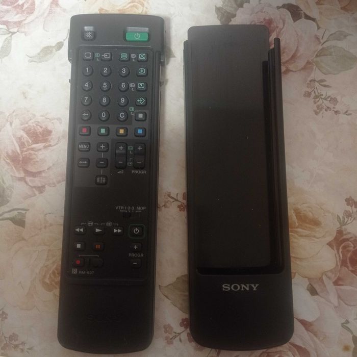 Телевизор  Sony TRINITRON