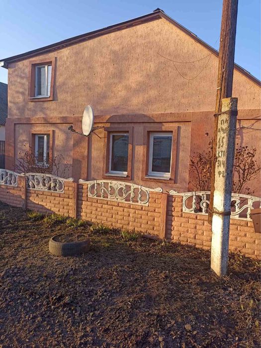 Продається будинок в с. Золочів Харківської області
