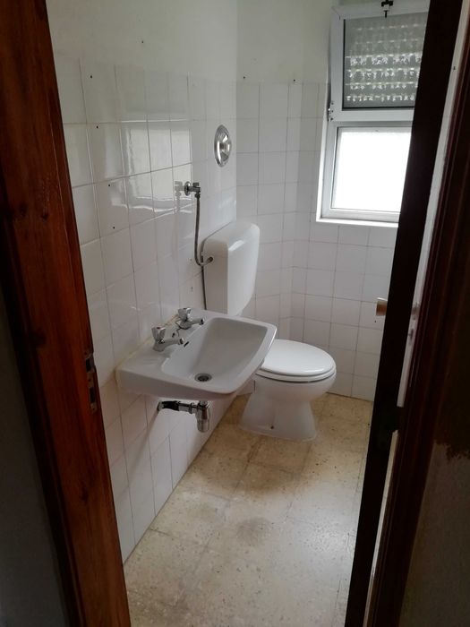 Remodelações, reparações, instalações e OUTROS