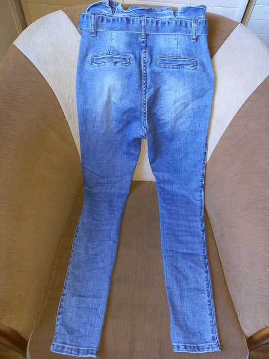 jeansy skinny slim rurki przetarcia dziury M wygodne