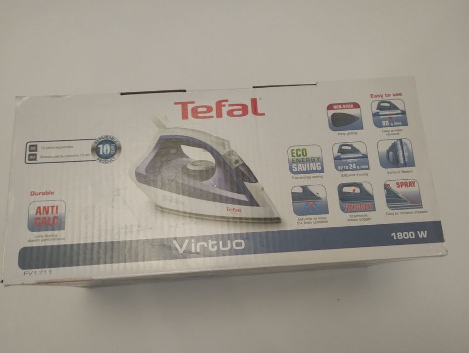 Парова праска Tefal Virtuo FV1711 (1800 Вт)