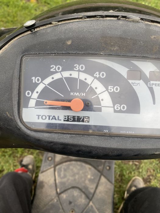 Скутер Suzuki Lets 3 бабочка