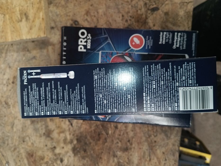Oral-B Pro Junior 6+, Szczoteczka elektryczna, Frozen