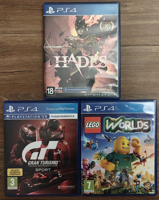 Ігри PS4 — Hades PS4 диск, б/в