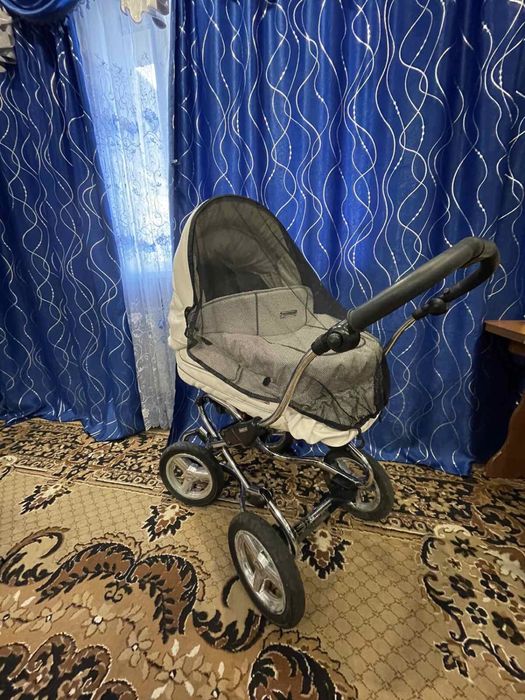 Продам Коляску )